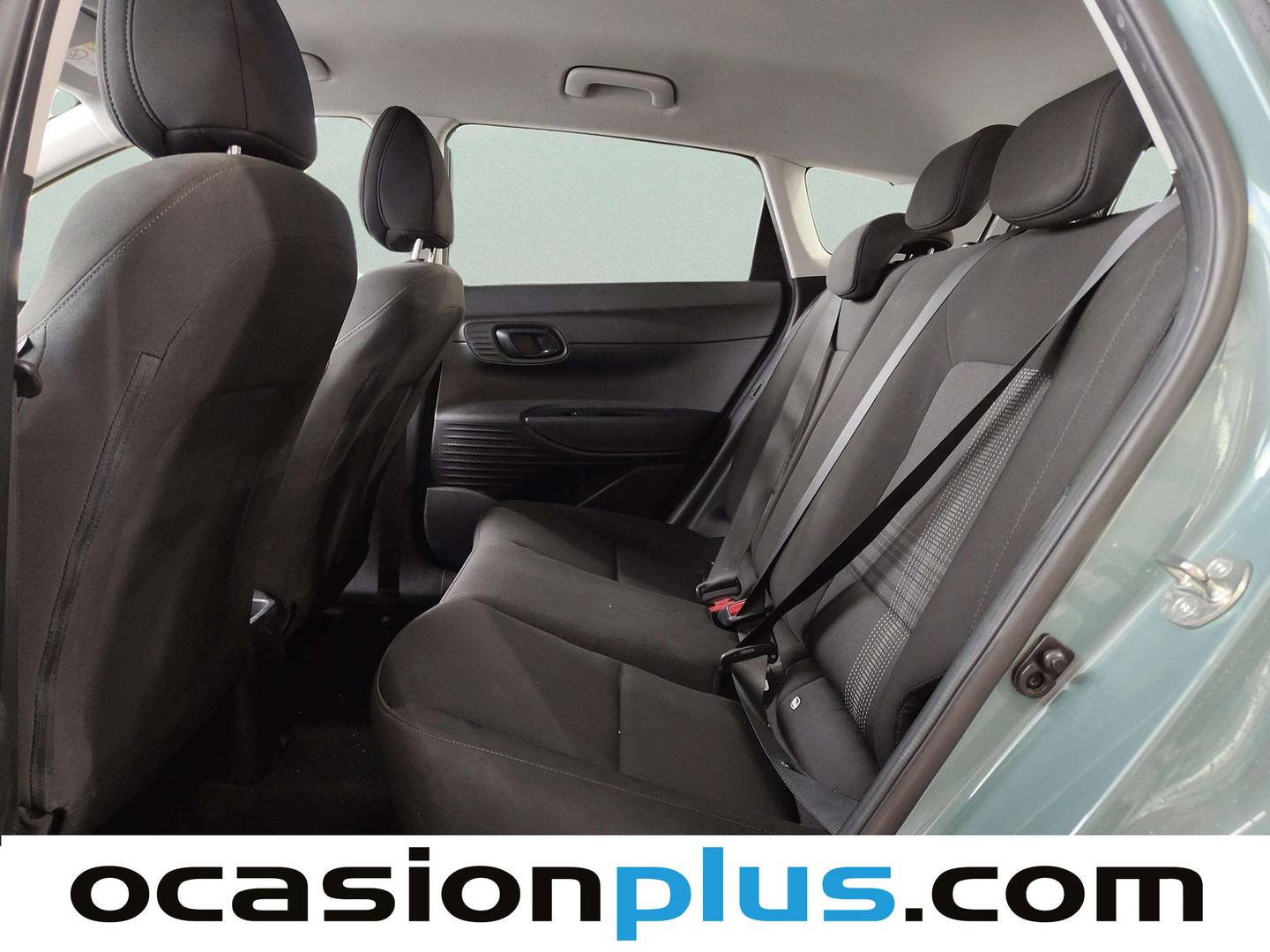 Foto asientos traseros Hyundai Bayon Hyundai Bayon 1.2 MPI Klass (79 CV)