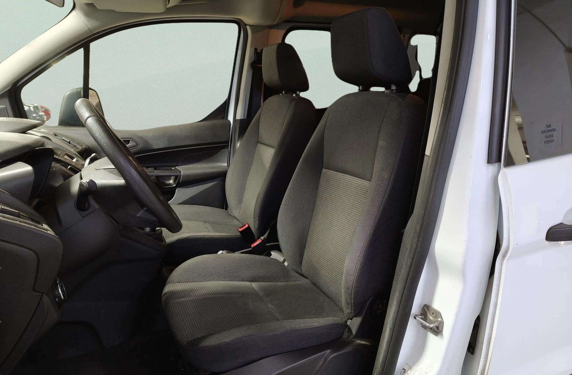 Ford Transit Connect Kombi 1.6 TDCi Ambiente 220 L1 - foto 8