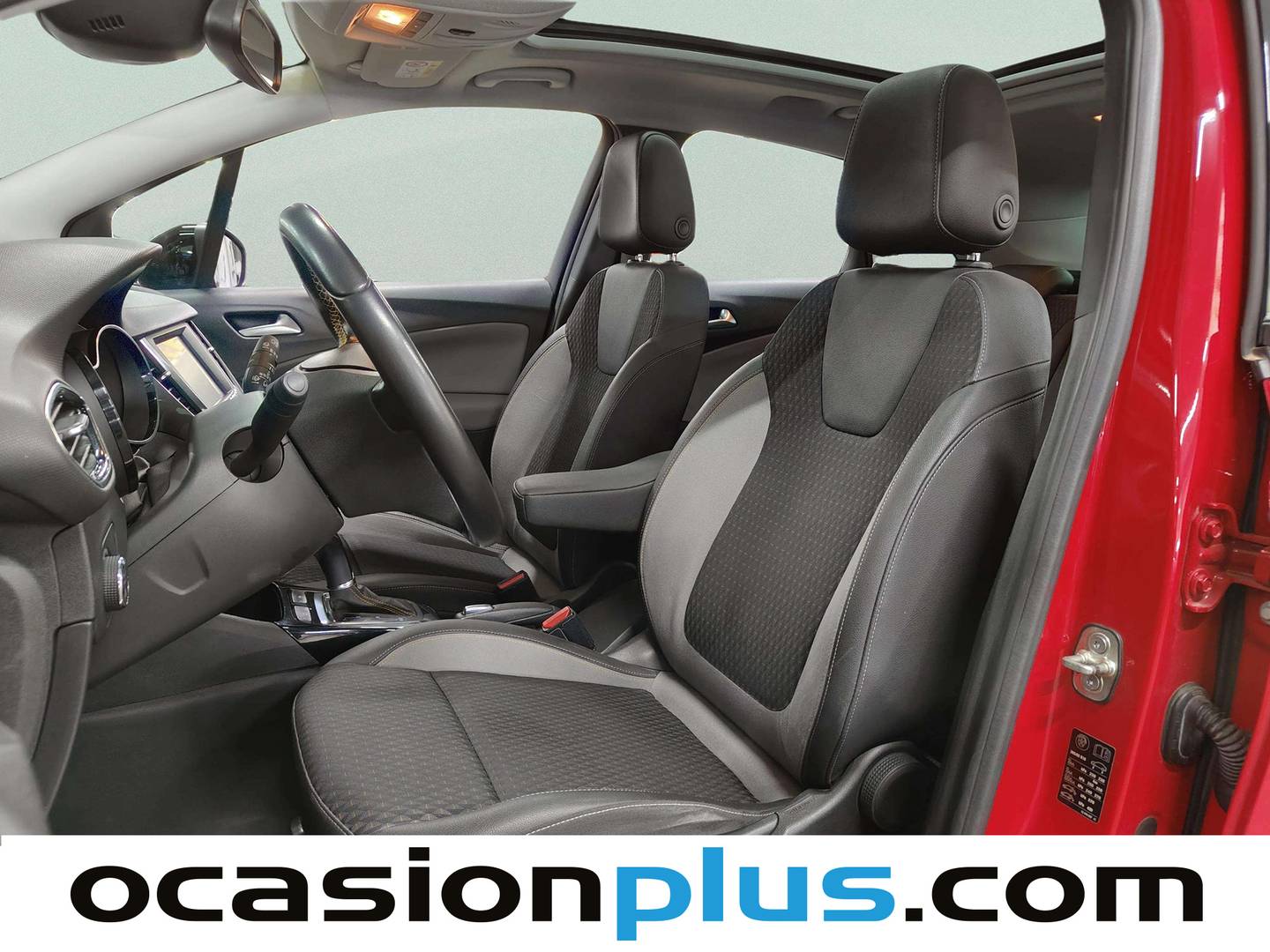 Foto asientos delanteros Opel Crossland X Opel Crossland X 1.2T Excellence S/S Auto 81kW (110CV)