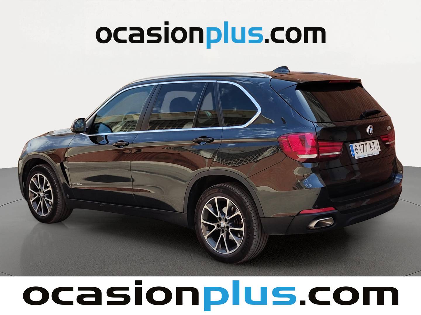 Foto trasera BMW X5 BMW X5 xDrive30d (258 CV) izquierda