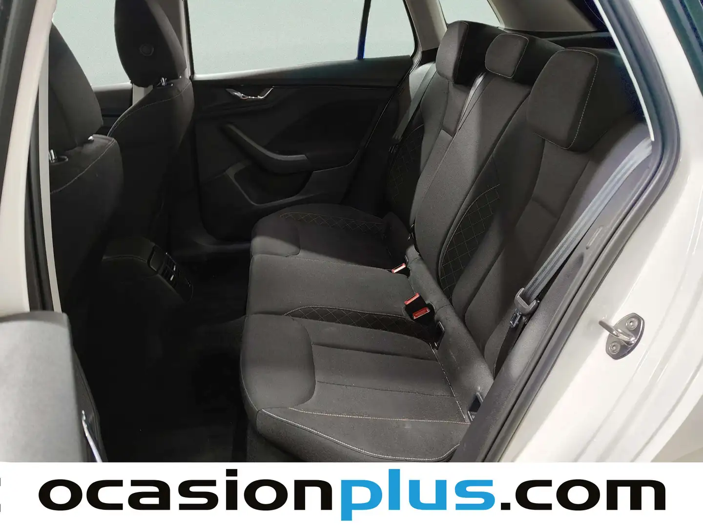 Foto Skoda Kamiq Skoda Kamiq 1.0 TSI Ambition DSG (110 CV)