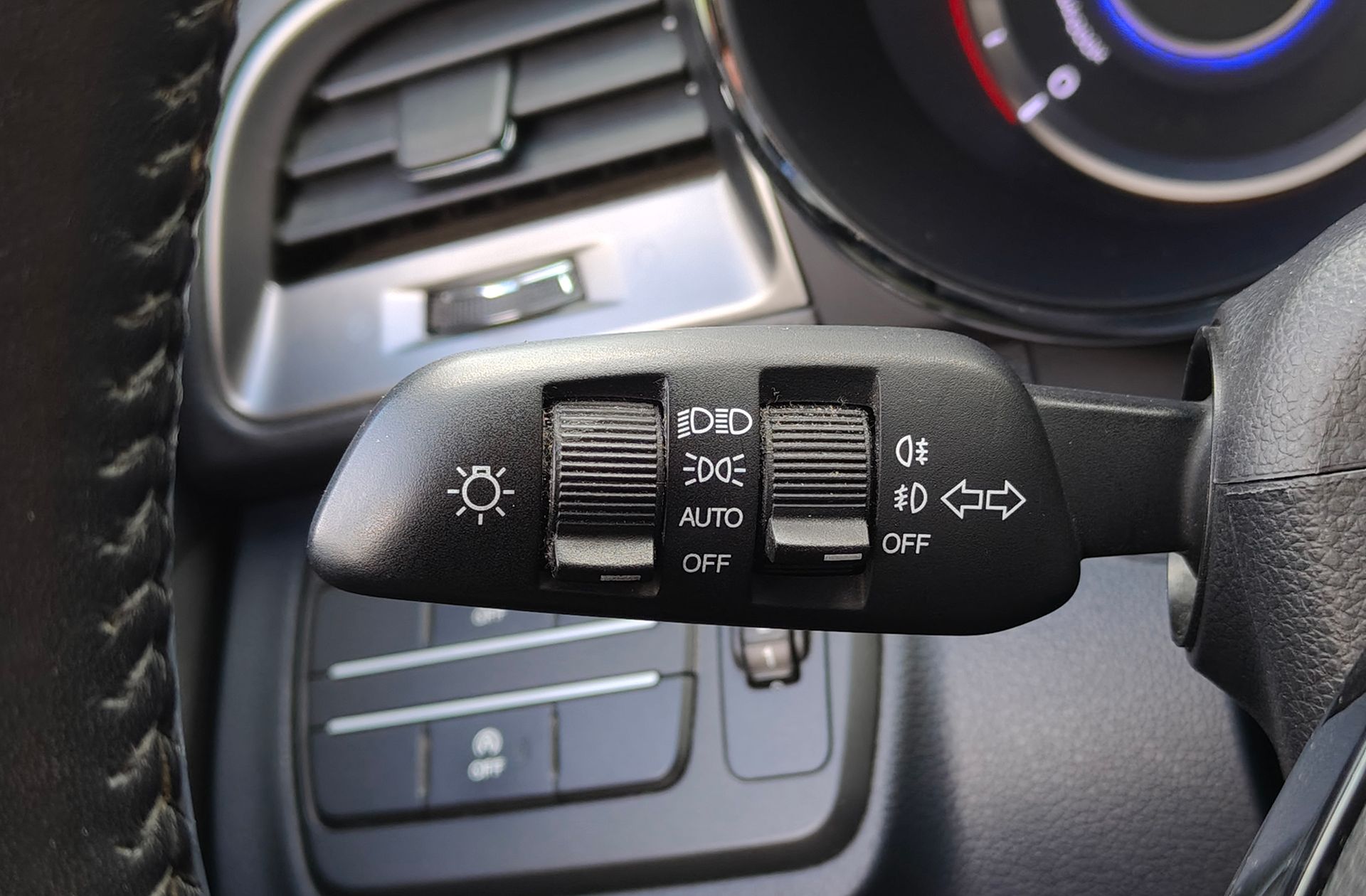 SsangYong XLV D16T Limited - foto 25