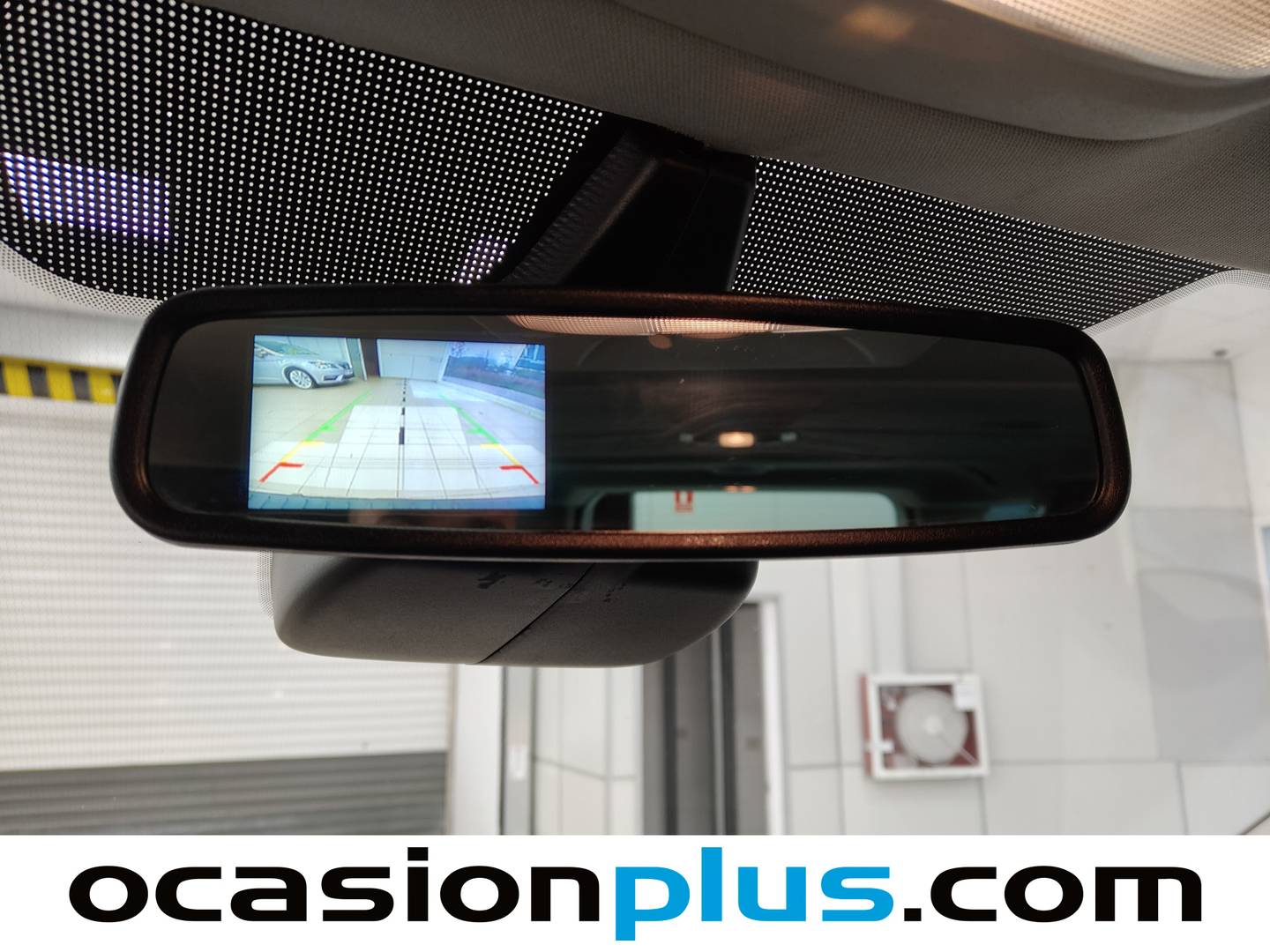 Foto Ford Tourneo Custom Ford Tourneo Custom 2.2 TDCI 300 L1 Titanium 8 Plazas (125 CV)