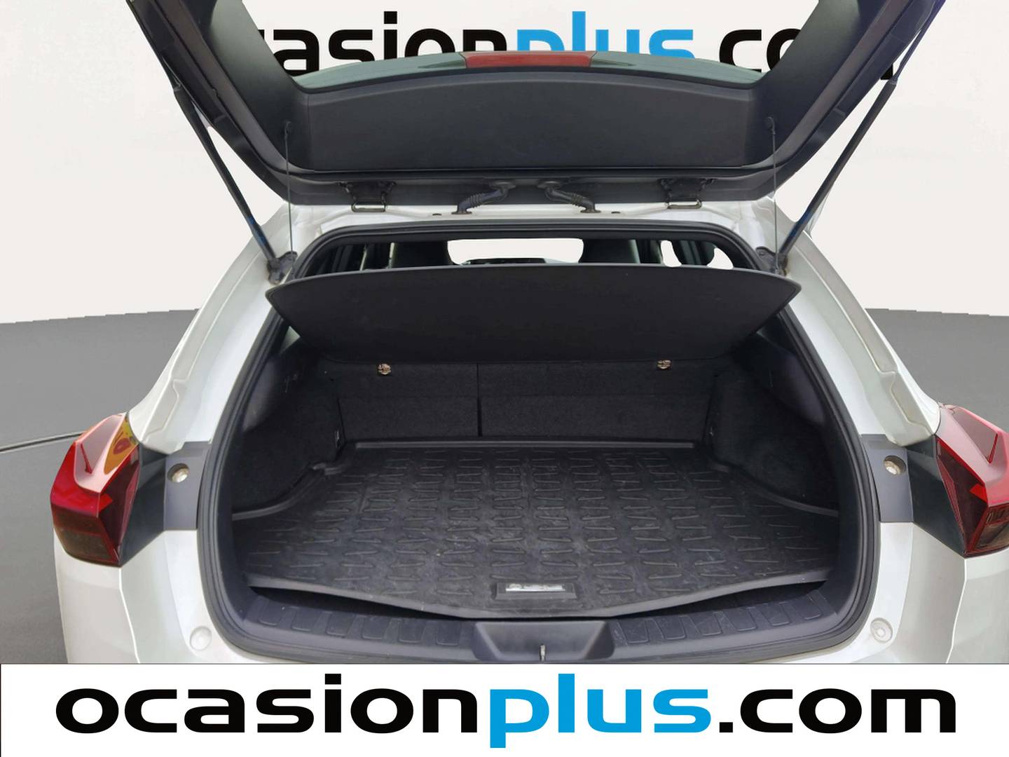 Fotos maletero Lexus UX Lexus UX 250h Business 2WD (184 CV)