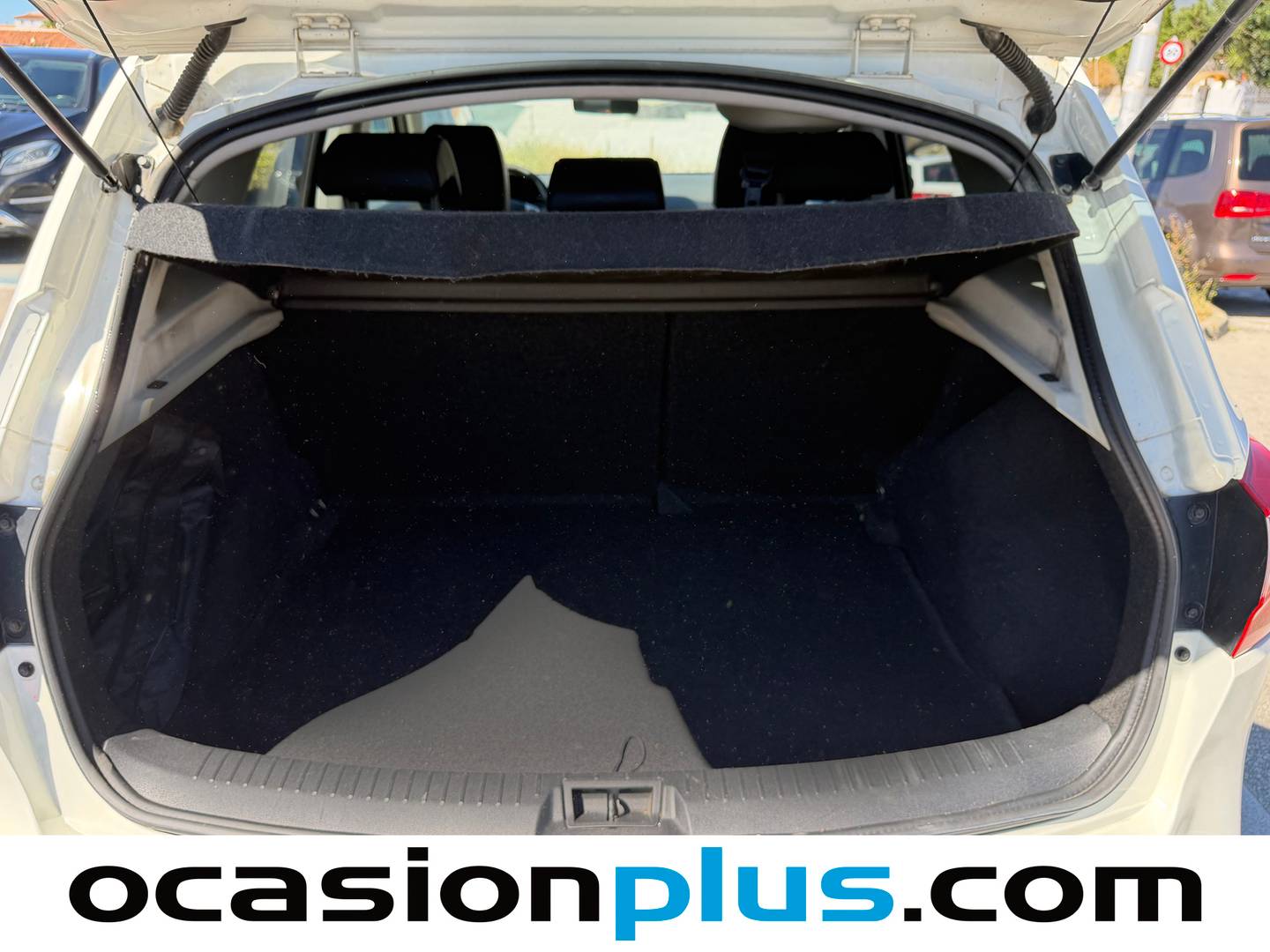 Fotos maletero Nissan QASHQAI Nissan Qashqai 1.5 dCi 360 4x2 (110 CV)