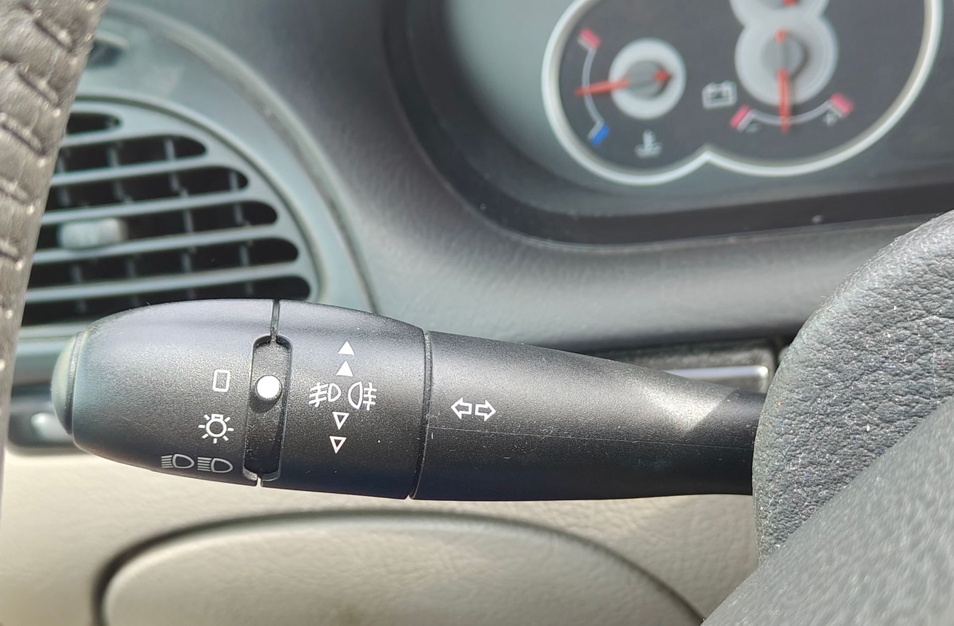 Citroën C5 1.6 HDi SX - foto 19