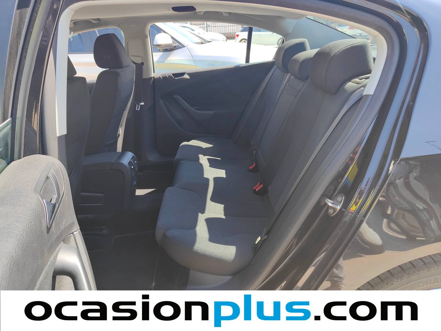 Foto asientos traseros Volkswagen Passat Volkswagen Passat 2.0 TDI DPF Edition Plus (110 CV)