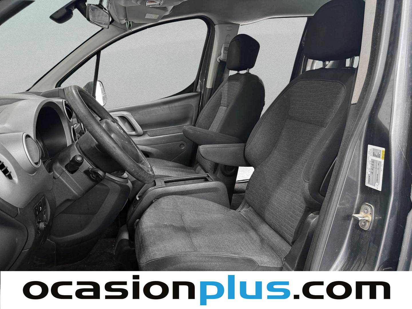 Foto asientos delanteros Citroën Berlingo Citroën Berlingo Combi BlueHDi 100 S&S Multispace XTR Plus ETG6 (100 CV)