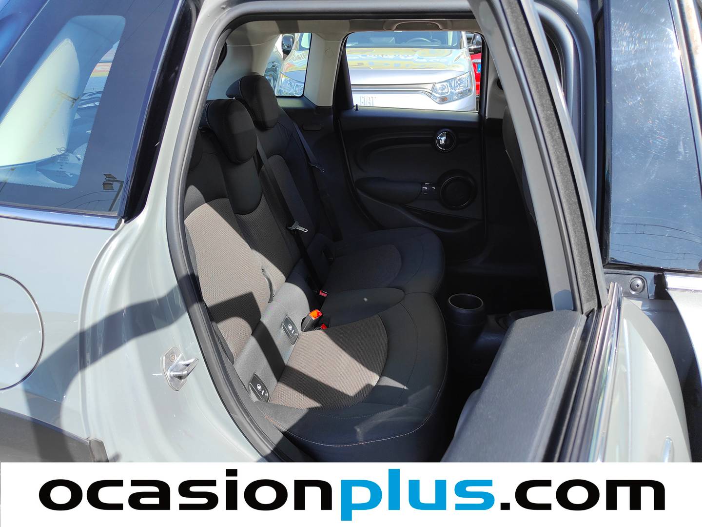 Mini MINI Mini MINI Cooper 5 Puertas One D  (95 CV) al mejor precio