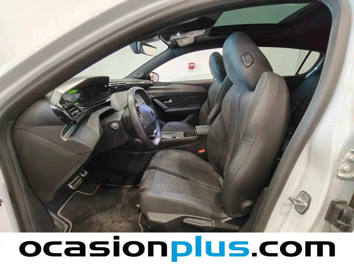 Foto Peugeot 308 Peugeot 308 GT Hybrid e-DCS6 (136 CV)