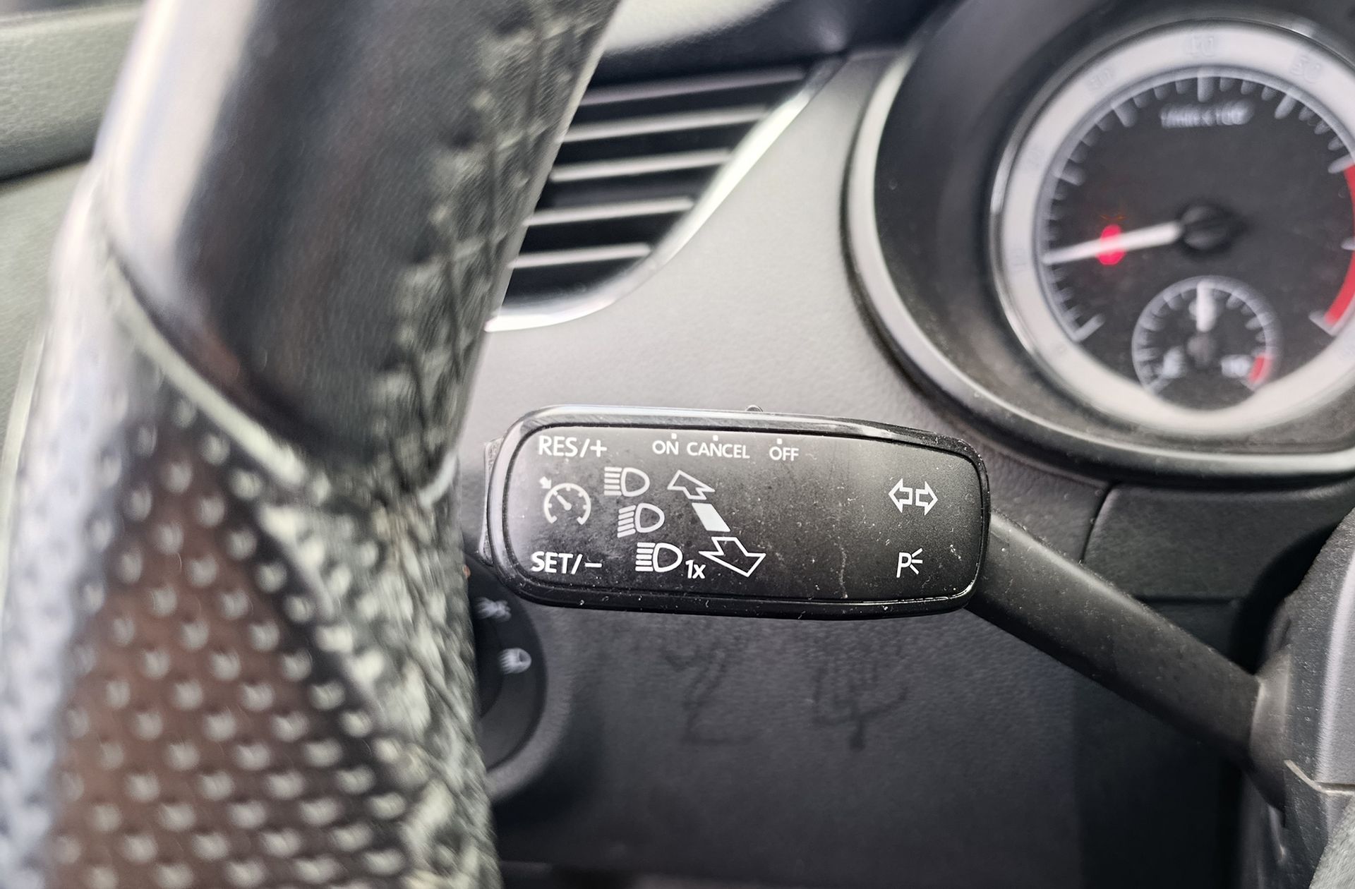 Škoda Octavia Combi 1.0 TSI Like DSG - foto 25