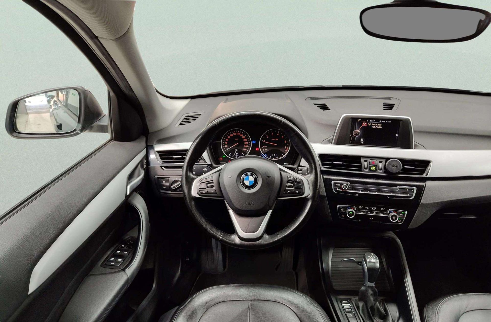 BMW X1 sDrive18i - foto 25