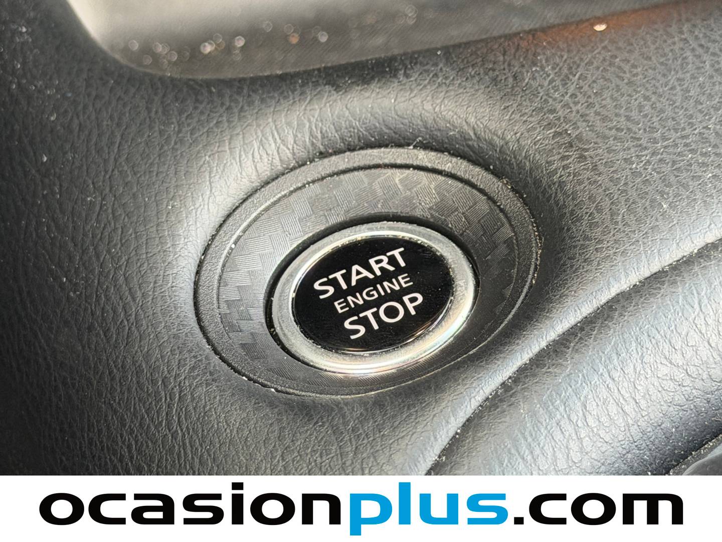 Foto Nissan JUKE Nissan Juke DIG-T N-Design Black  (114 CV)