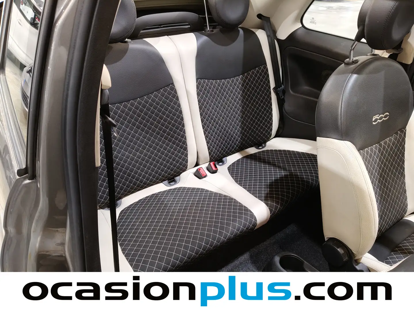 Foto Fiat 500C Fiat 500C 1.0 Hybrid Dolcevita (70 CV)