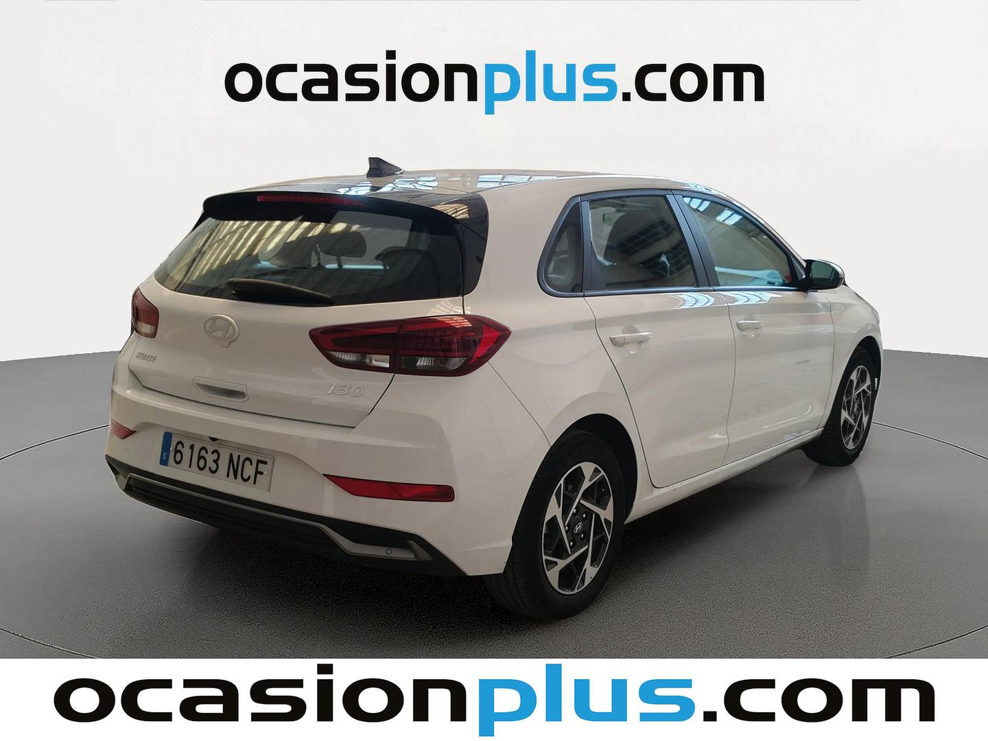 Foto trasera Hyundai i30 Hyundai i30 1.5 DPI Klass (96 CV) izquierda