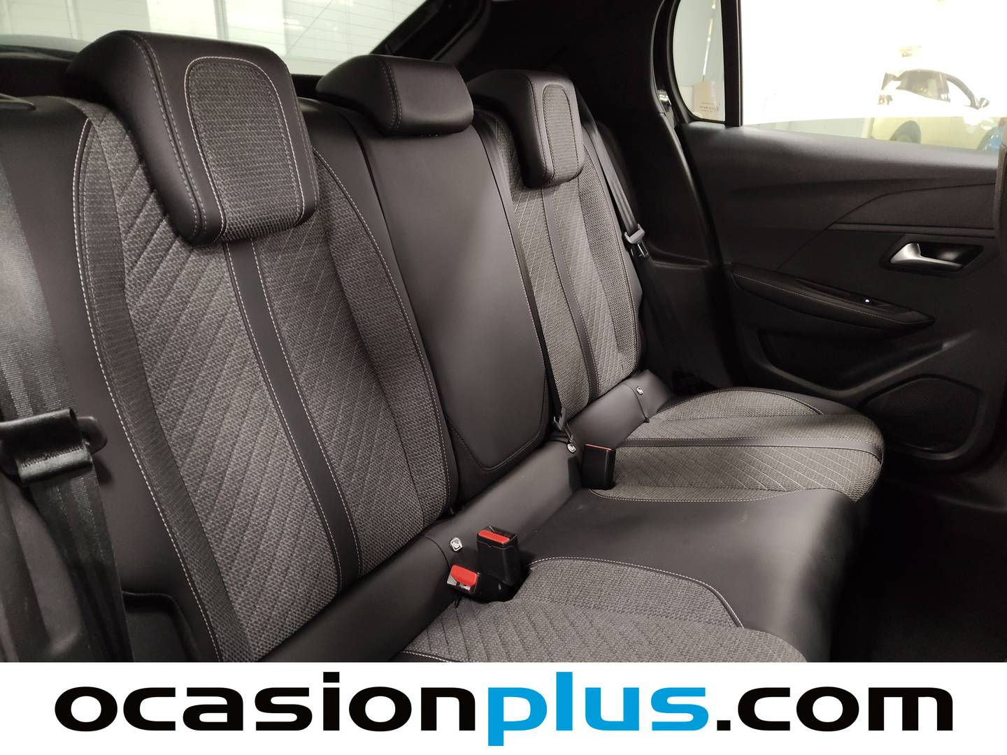 Foto Peugeot 208 Peugeot 208 PureTech 100 Allure  (100 CV)