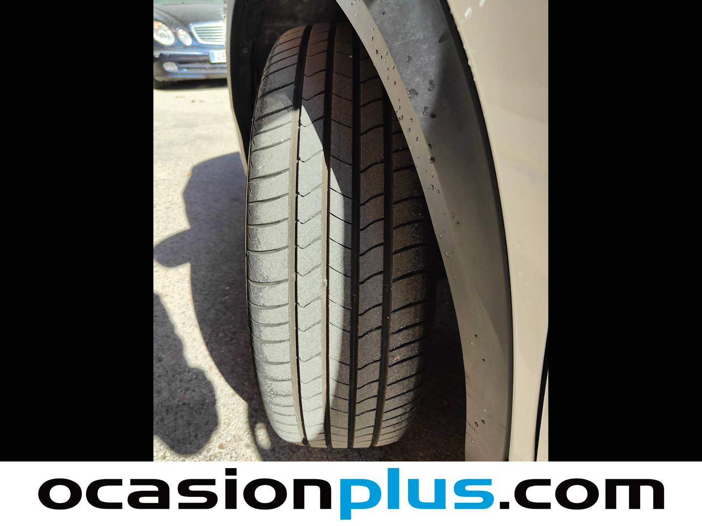 Foto Peugeot 2008 Peugeot 2008 PureTech 100 S&S Allure (100 CV)