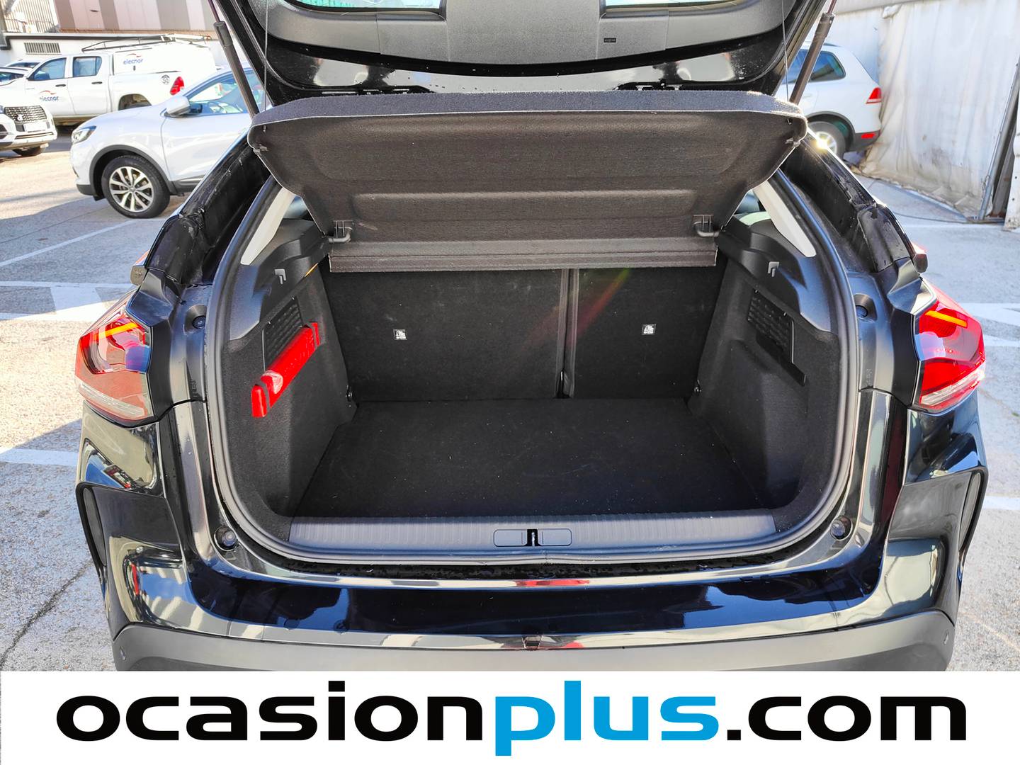 Fotos maletero Citroën C4 Citroen C4 BlueHDi 110 S&S Feel (110 CV)