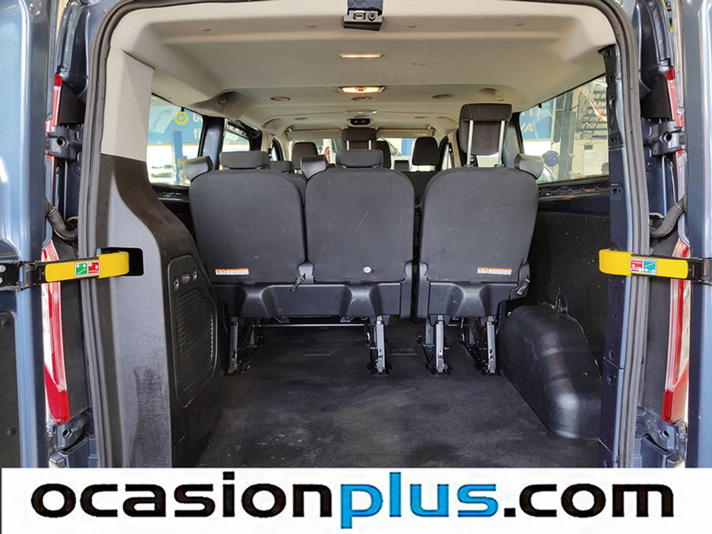 Foto Ford Transit Custom Ford Transit Custom Kombi 2.0 TDCI 320 L2 Trend (130 CV) 9 Plazas