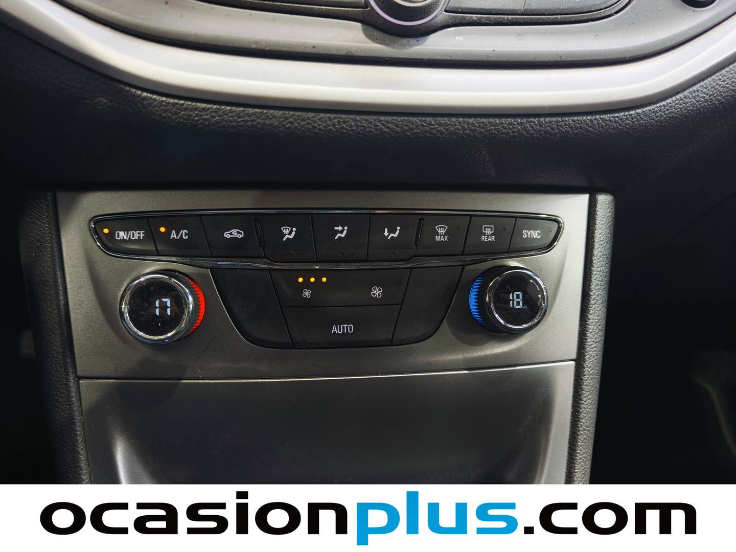 Foto Opel Astra Opel Astra 1.6 CDTi S&S Selective (110 CV)