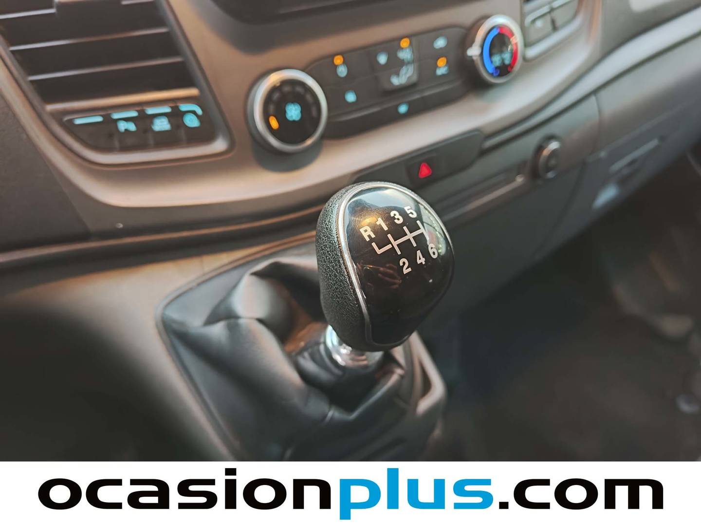 Ford Transit Custom Ford Transit Custom Furgon 2.0 TDCI MHEV Limited 300 L2 (130 CV) de segunda mano
