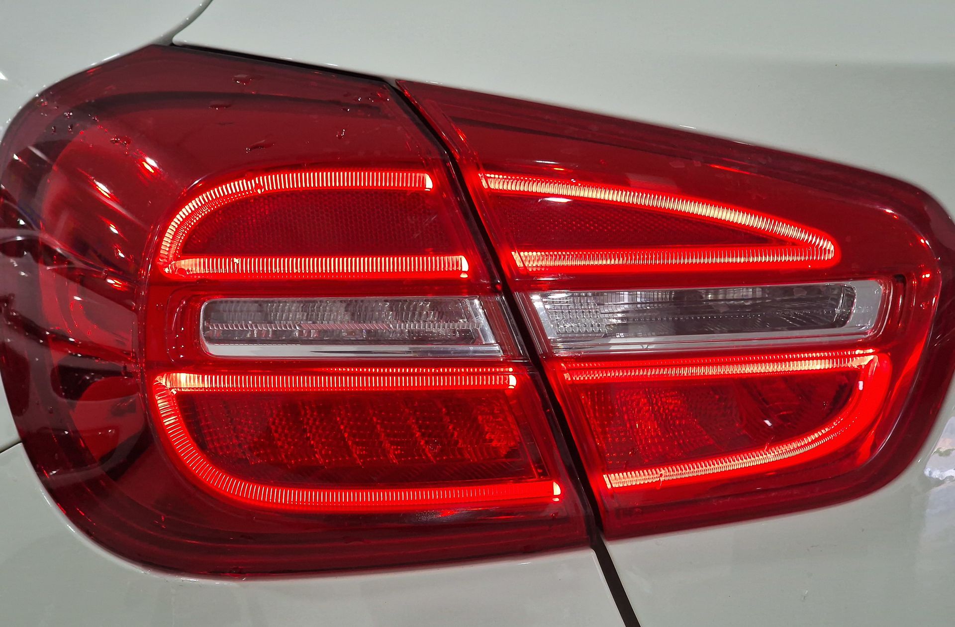 Mercedes-Benz GLA 200 d Style - foto 15