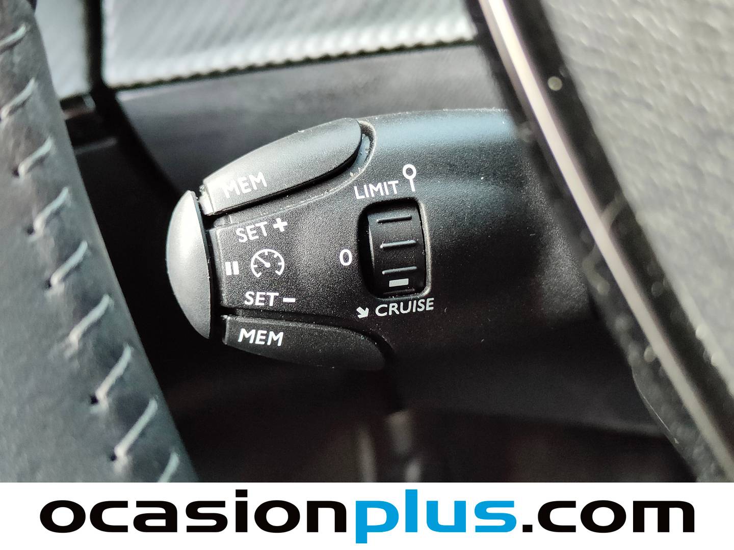 Peugeot 2008 Peugeot 2008 Allure Hybrid eDCS6 (145 CV) de ocasión