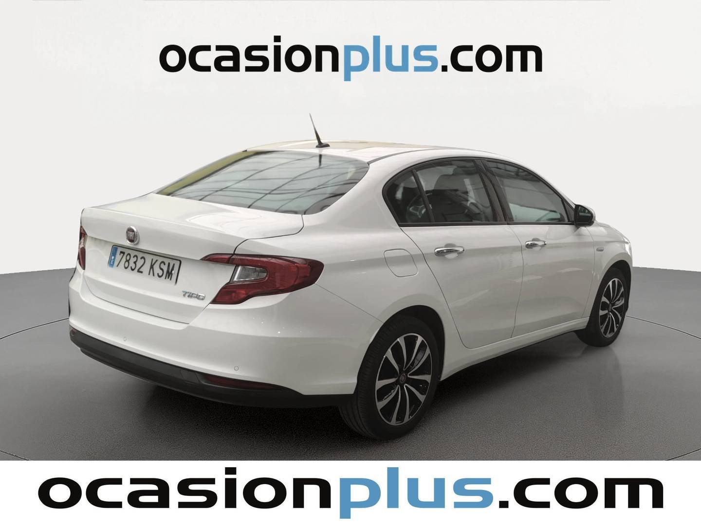 Foto trasera Fiat Tipo Fiat Tipo 1.4 16v Lounge (95 CV) derecha