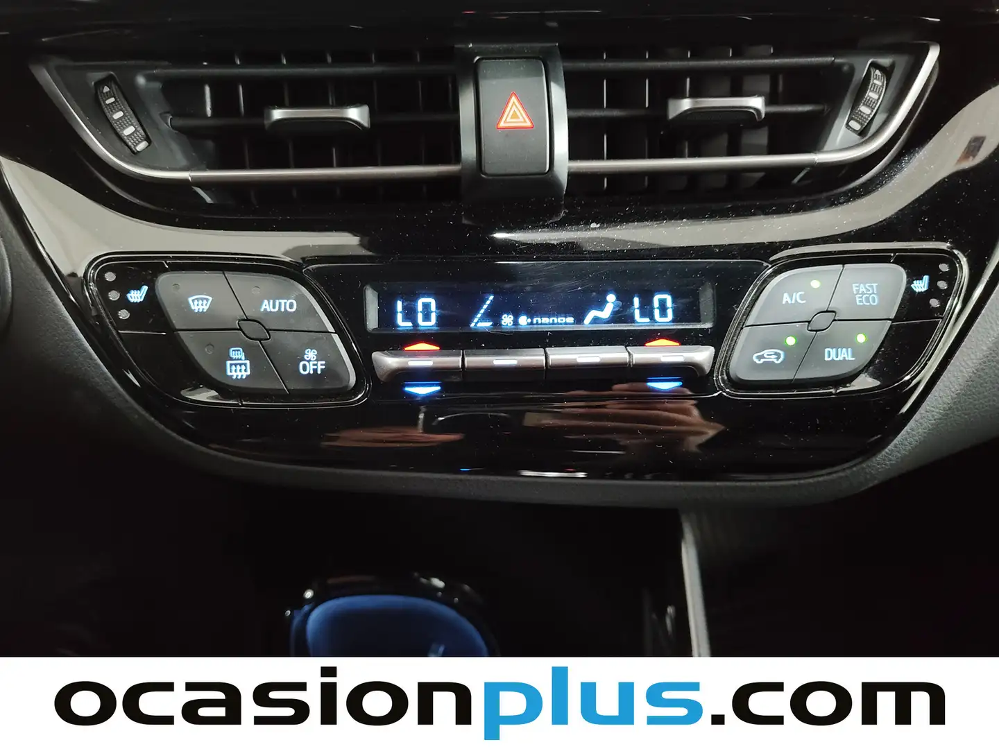 Foto Toyota C-HR Toyota C-HR 1.8 125H Dynamic Plus (122 CV)