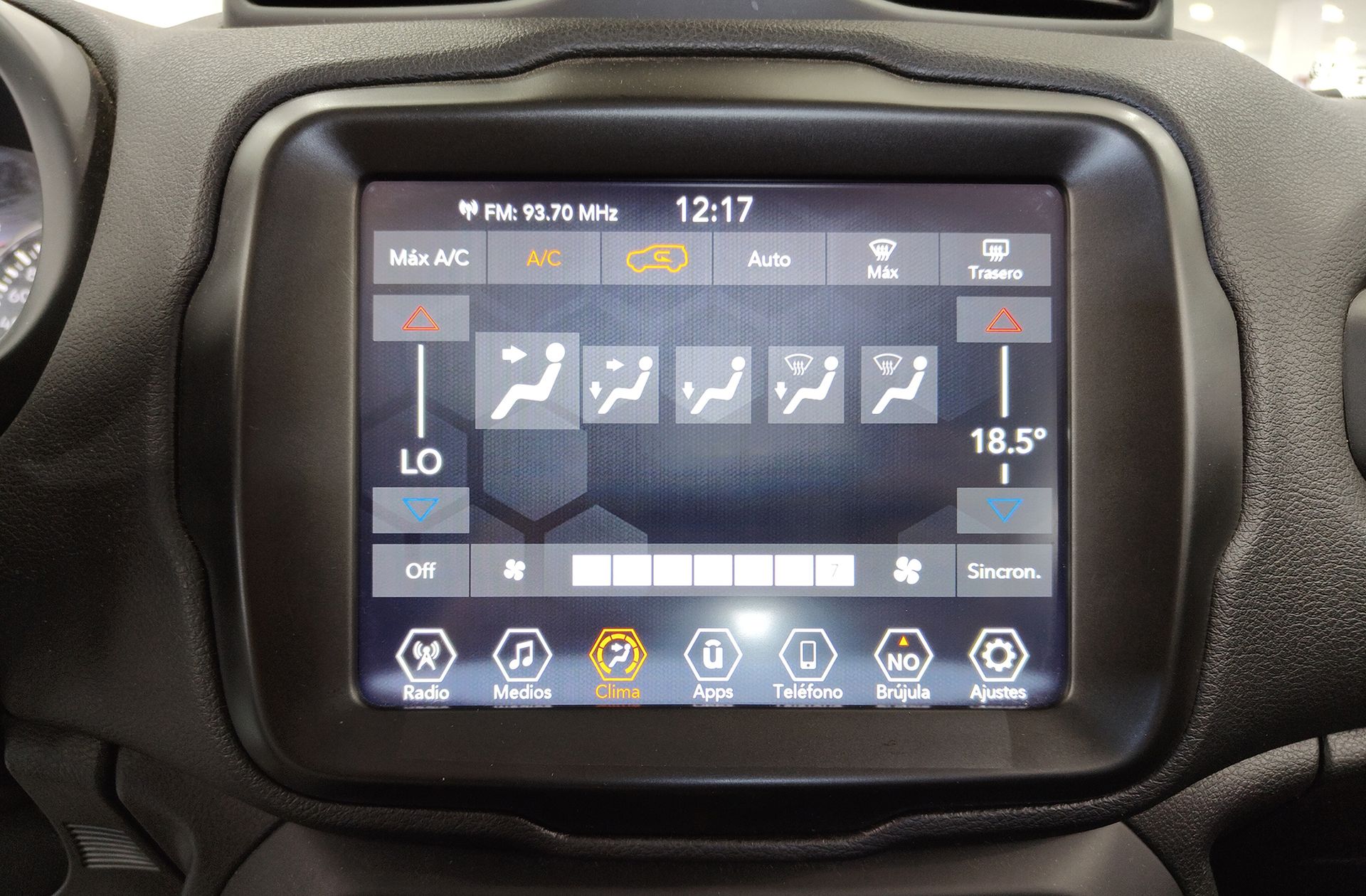 Jeep Renegade 1.0G Limited 4x2 - foto 26