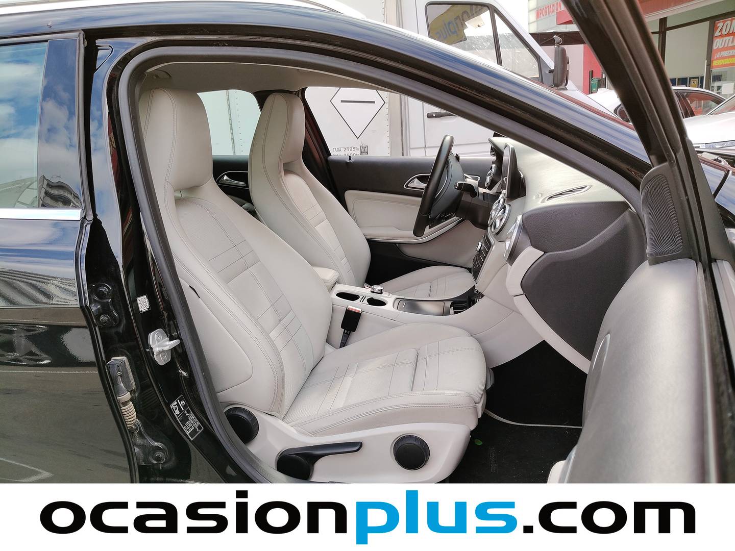 Foto Mercedes GLA Mercedes-Benz GLA GLA 200 d Style (136 CV)