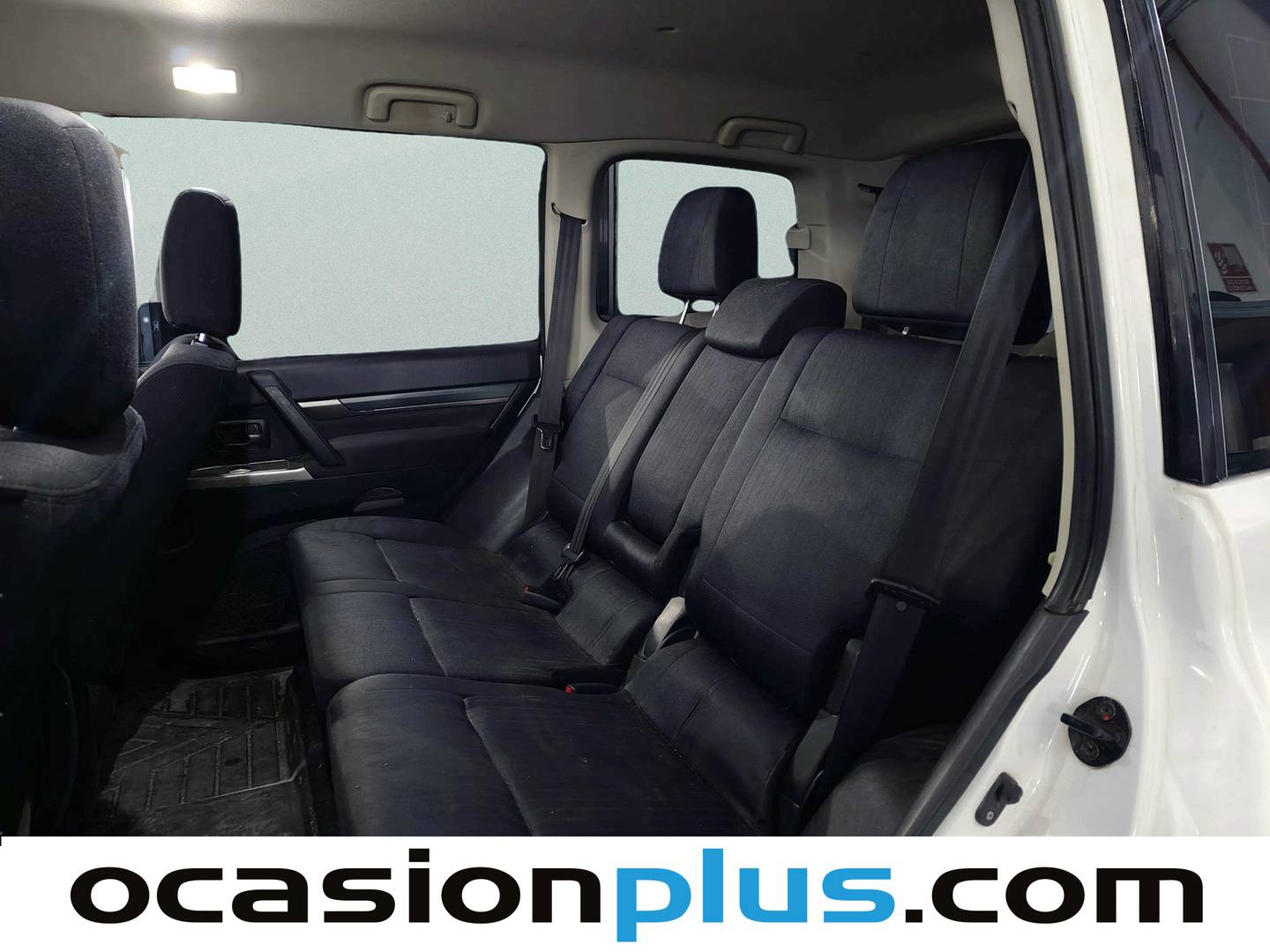 Foto asientos traseros Mitsubishi Montero Mitsubishi Montero 3.2 DI-D Spirit (200 CV) 7 Plazas