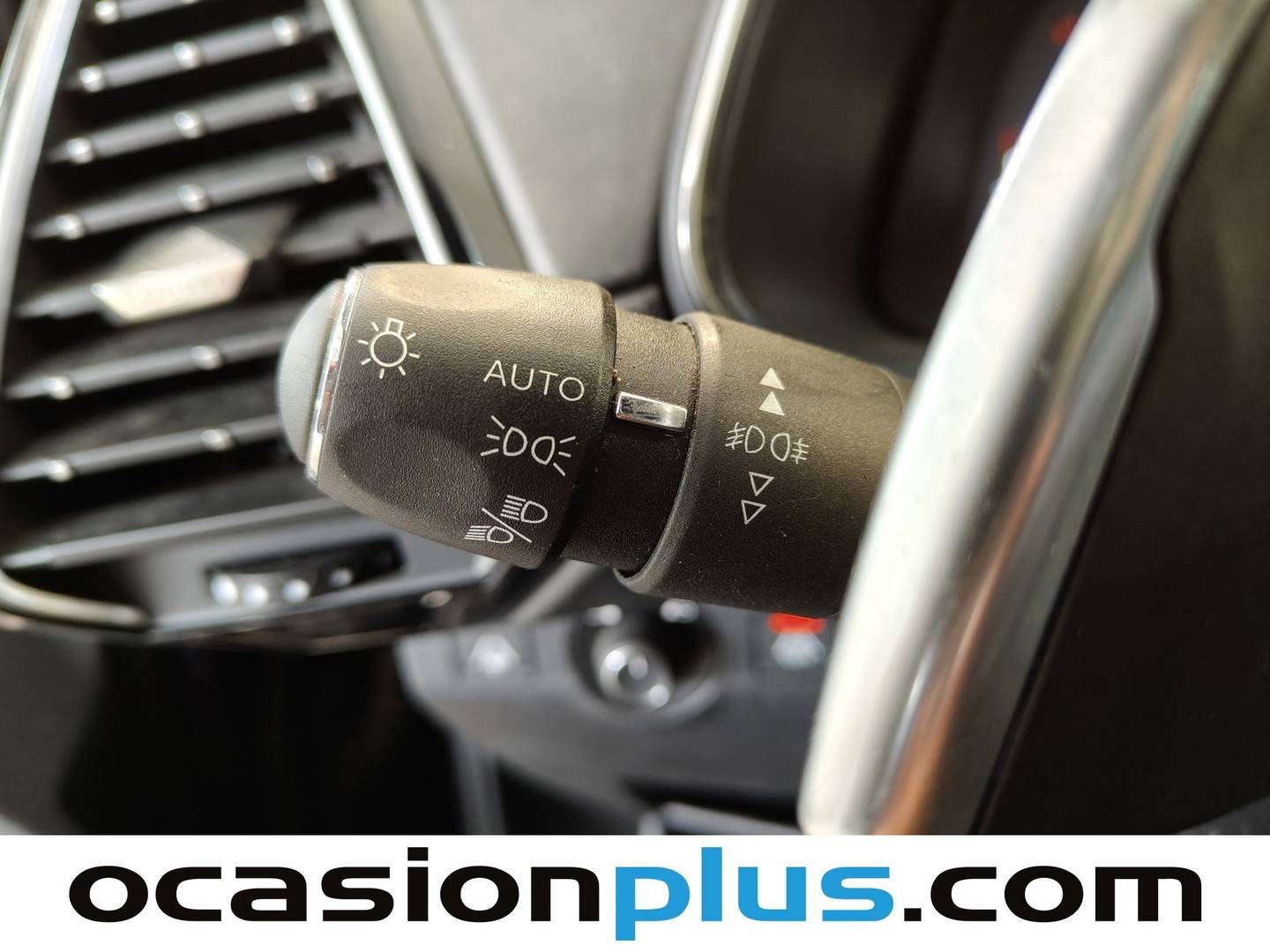 Foto DS DS 7 Crossback DS DS7 Crossback E-Tense 300 Louvre 4WD Auto (300 CV)