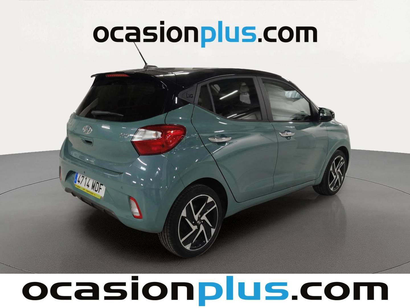 Foto trasera Hyundai i10 Hyundai i10 1.2 Tecno 2C (84 CV) derecha
