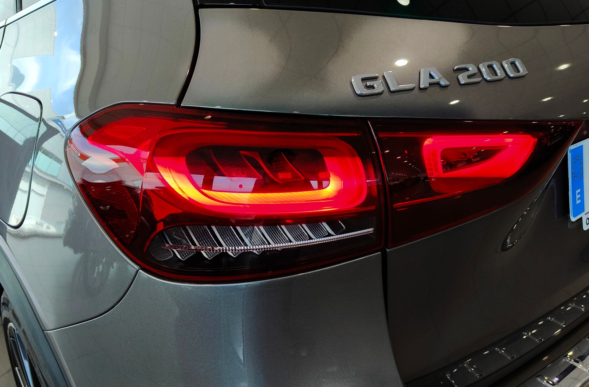 Mercedes-Benz GLA 200 Pack AMG - foto 22