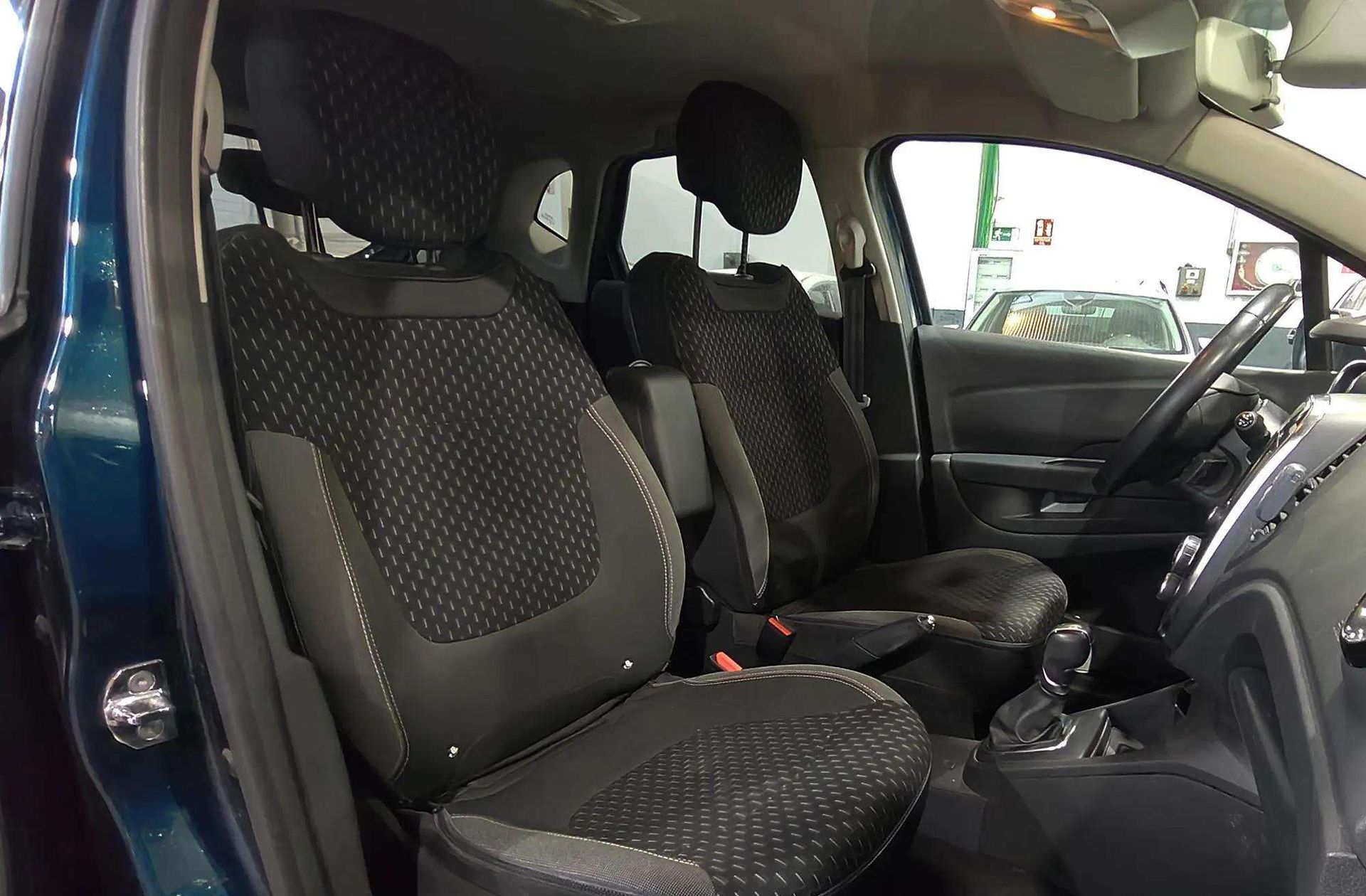 Renault Captur Zen TCe GPF EDC - foto 17