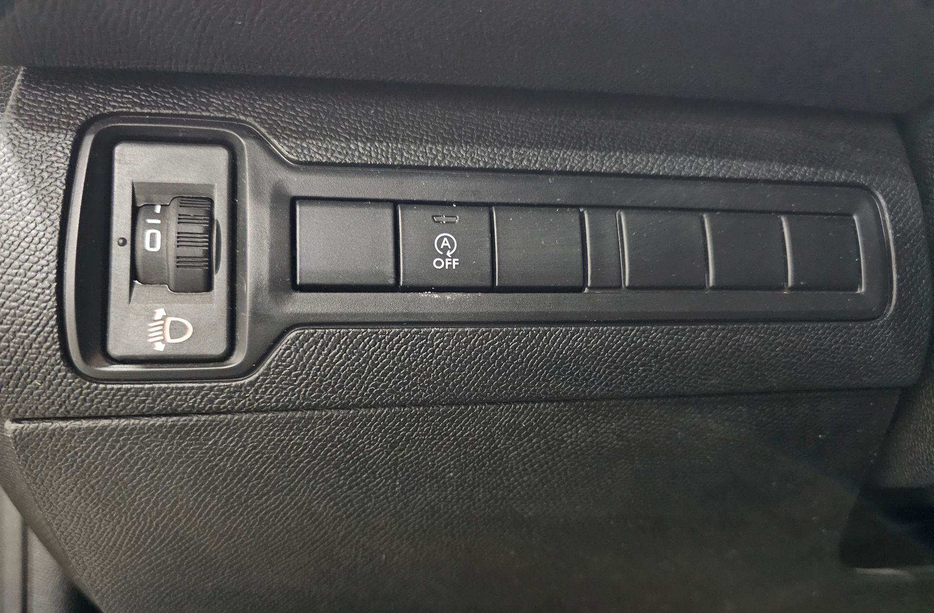 Peugeot 308 BlueHDi 130 Style EAT8 - foto 12