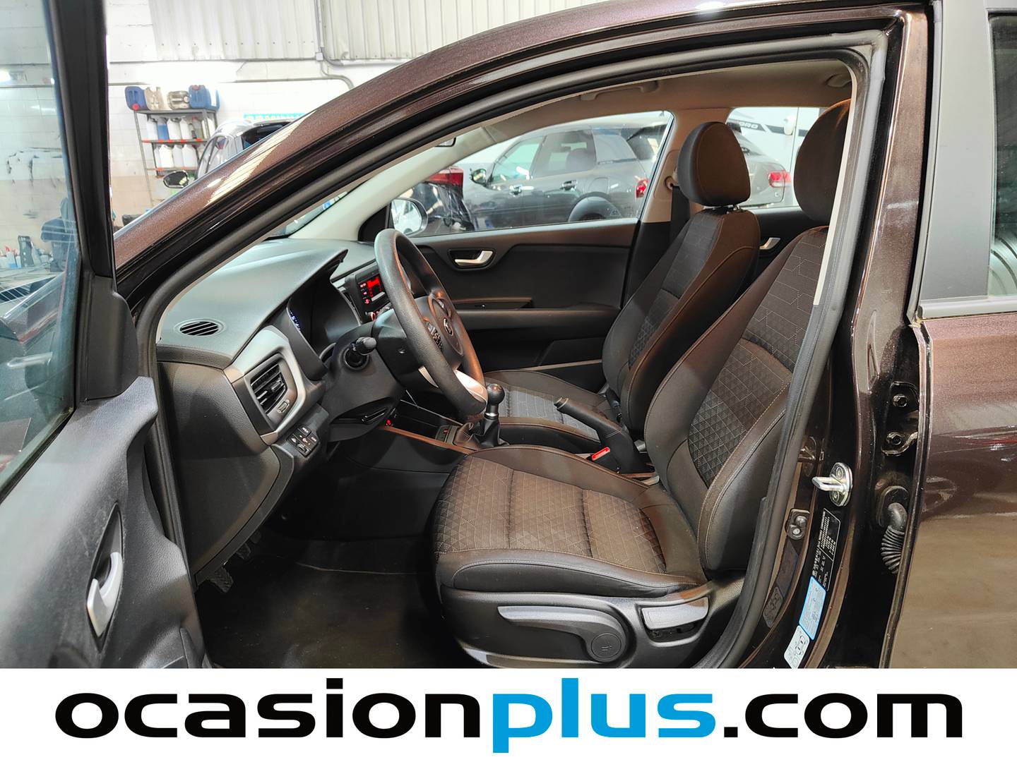 Foto asientos delanteros KIA Rio KIA Rio 1.2 CVVT Concept (84 CV)