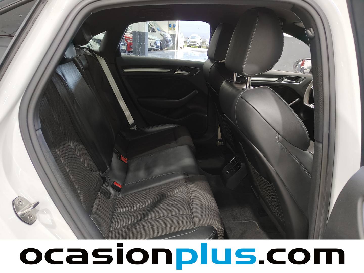 Foto Audi A3 Audi A3 Sedan 1.5 TFSI CoD EVO S Line edition S Tronic (150 CV) siete plazas