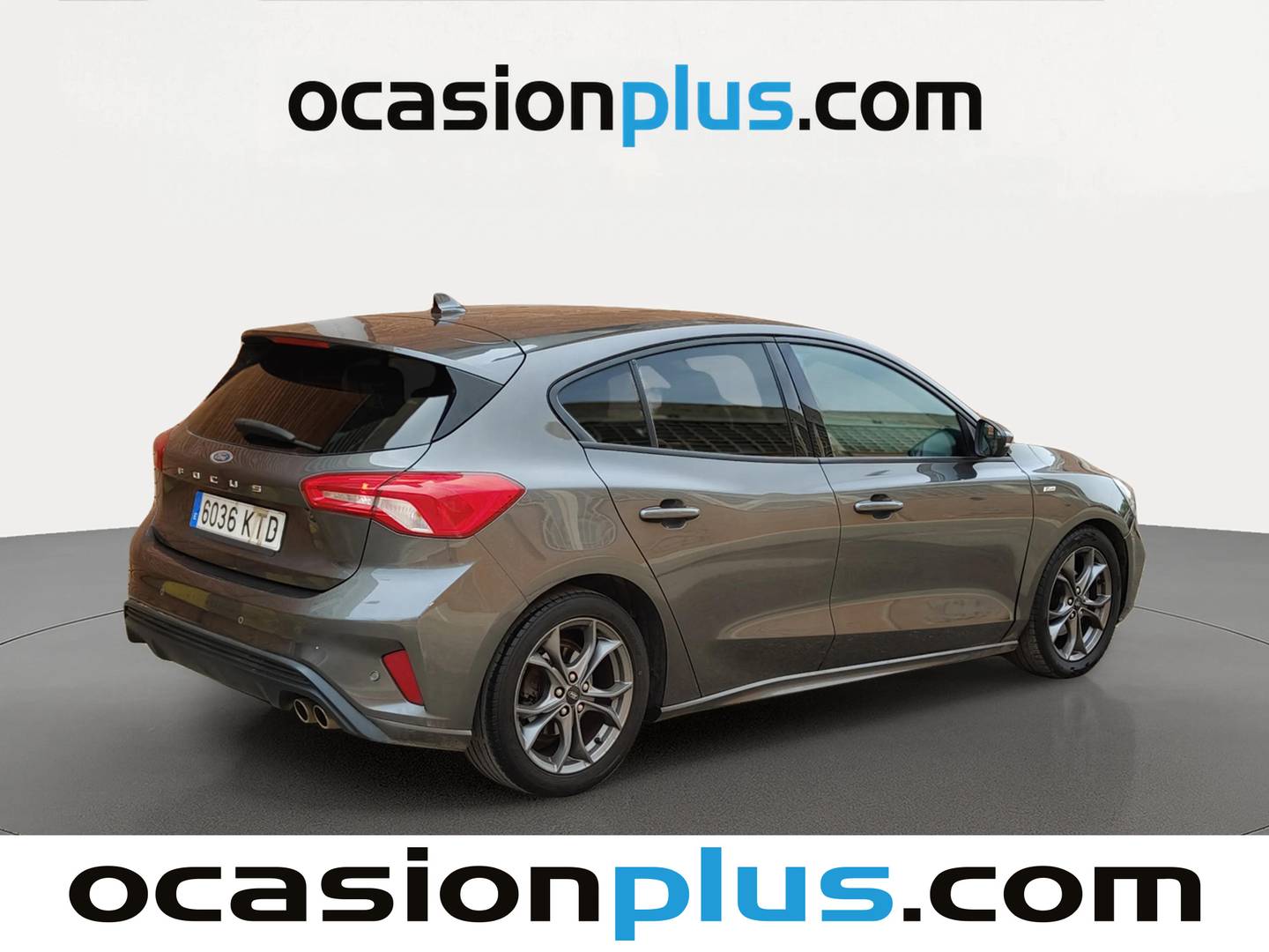 Foto trasera Ford Focus Ford Focus 1.5 Ecoblue ST-Line (120 CV) derecha