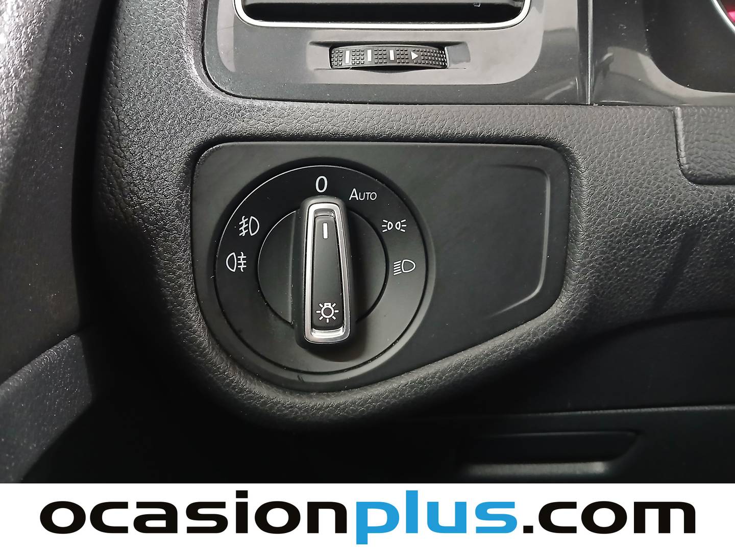 Foto Volkswagen Golf Volkswagen Golf Advance 2.0 TDI (150 CV) DSG