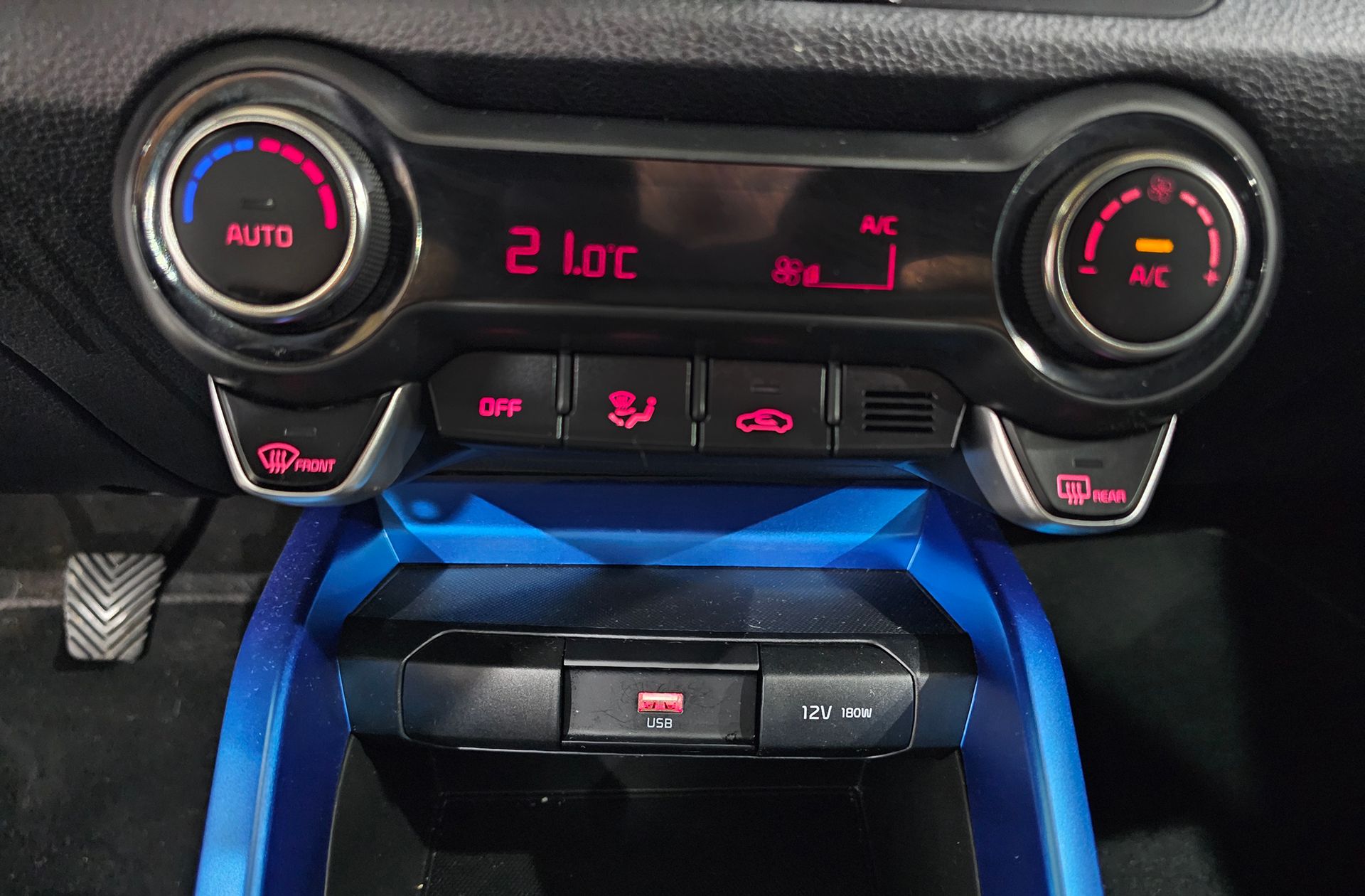 Kia Stonic 1.0 T-GDi MHEV Style Edition - foto 30