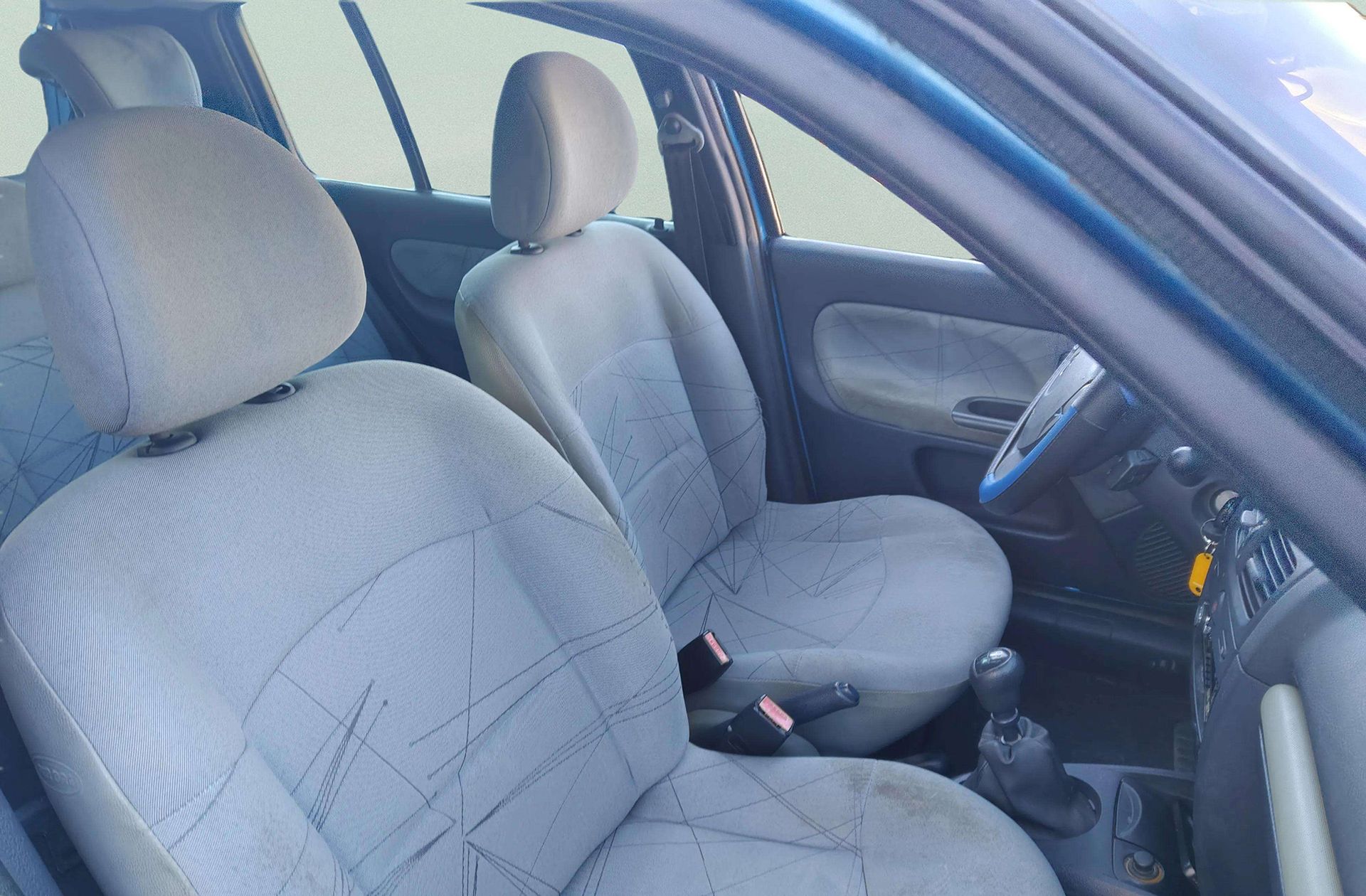 Renault Clio 1.2 RT - foto 13