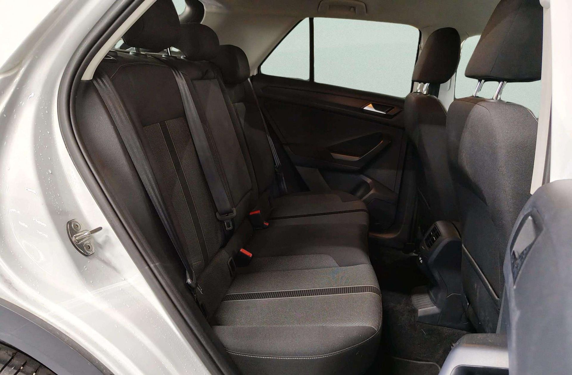 Volkswagen T-Roc Life 2.0 TDI - foto 17