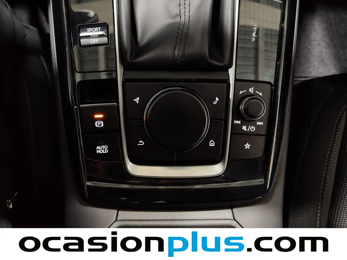 Foto Mazda CX-30 Mazda CX-30 2.5 e-Skyactive G MHEV Prime-Line AT (140 CV)