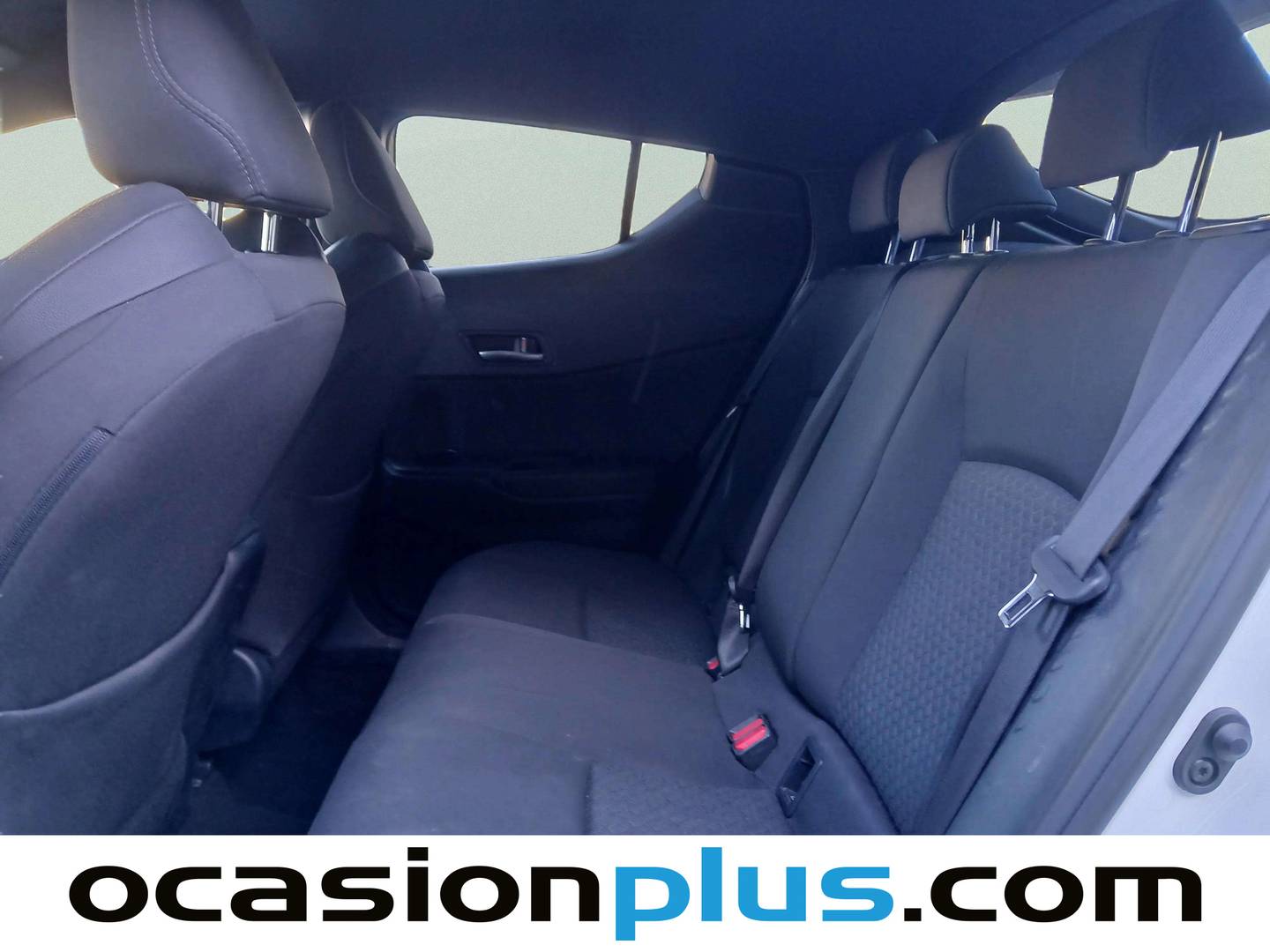 Foto asientos traseros Toyota C-HR Toyota C-HR 1.8 125H Advance (122 CV)