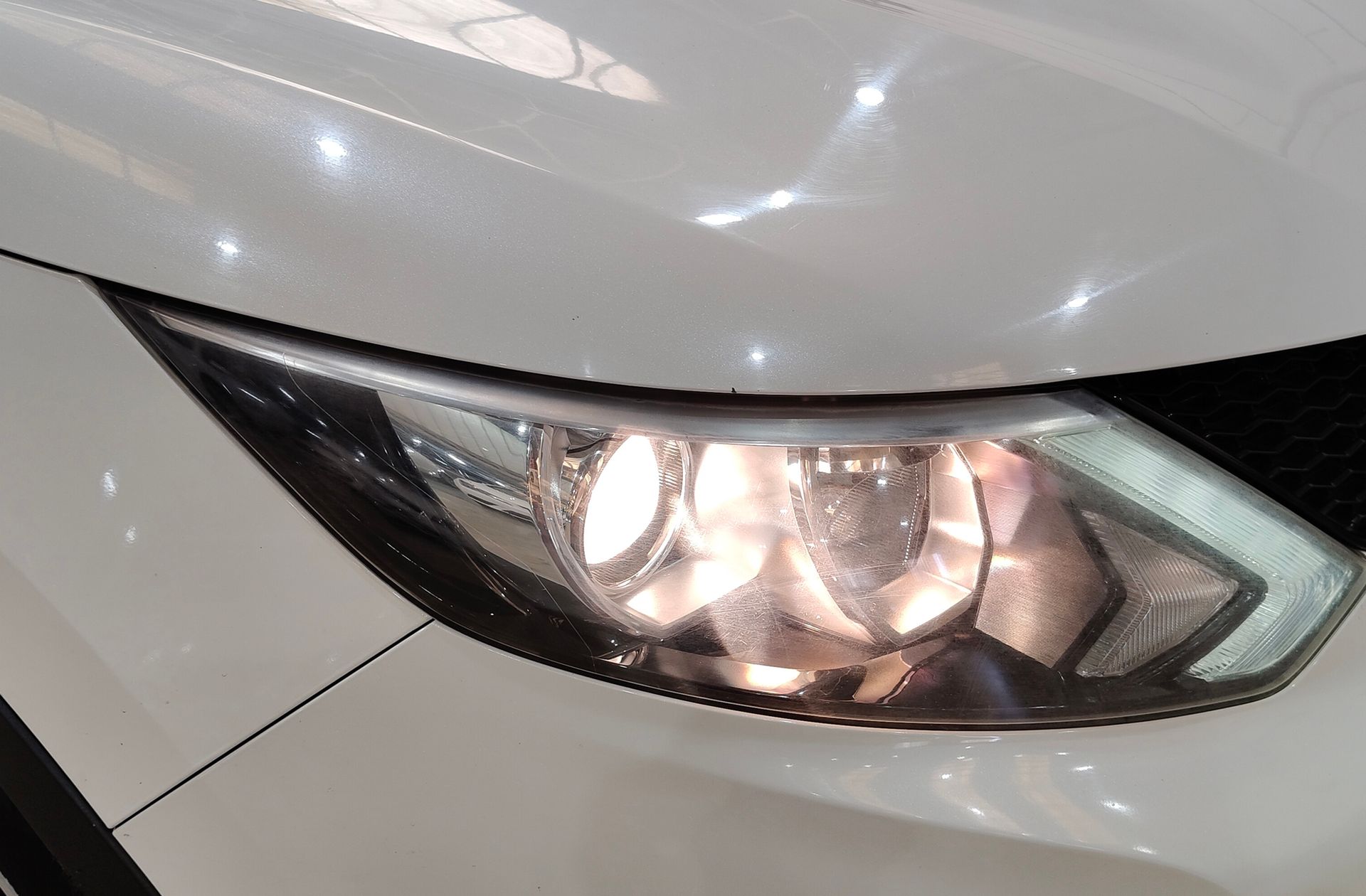 Nissan Qashqai 1.2 DIG-T N-Connecta 4x2 XTronic - foto 14