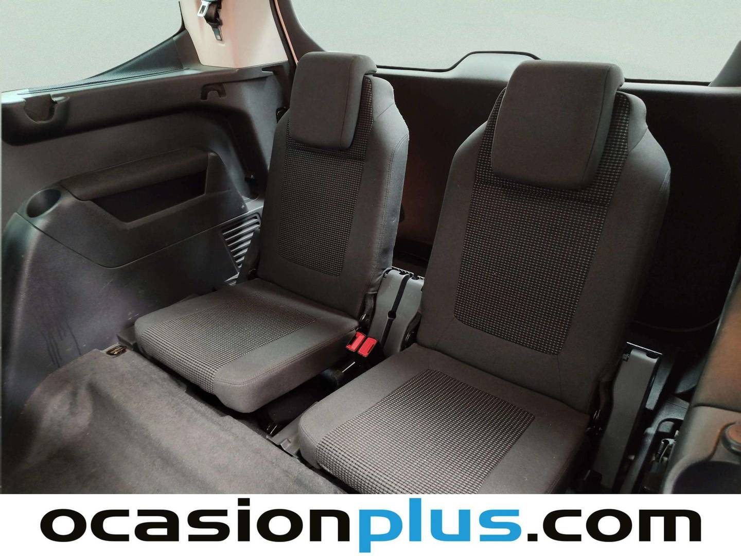 Equipamiento del Peugeot 5008 Peugeot 5008 1.6 THP Allure Auto (156 CV) 7 Plazas