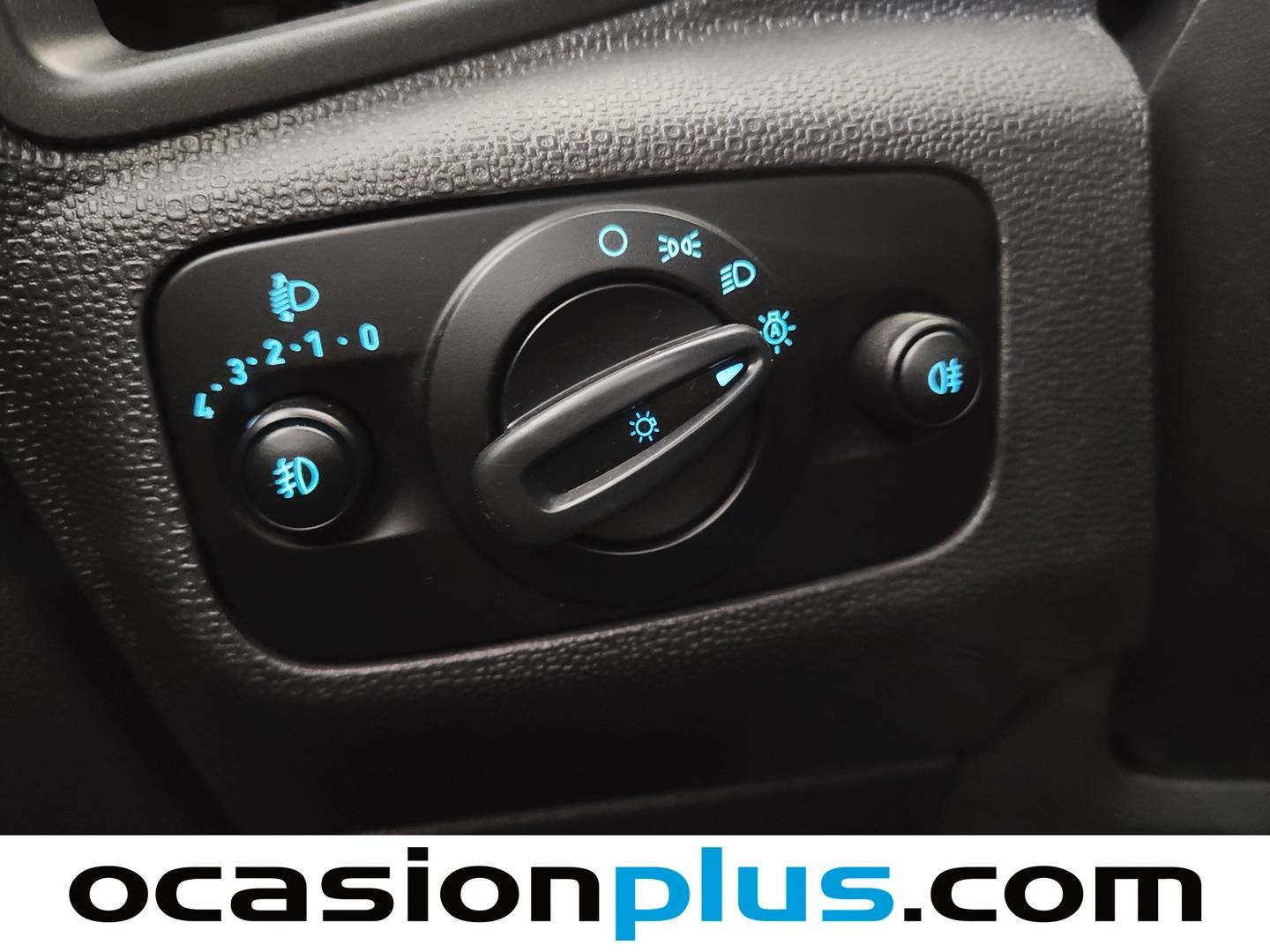 Equipamiento del Ford EcoSport Ford EcoSport 1.5 TDCi Titanium (91 CV)