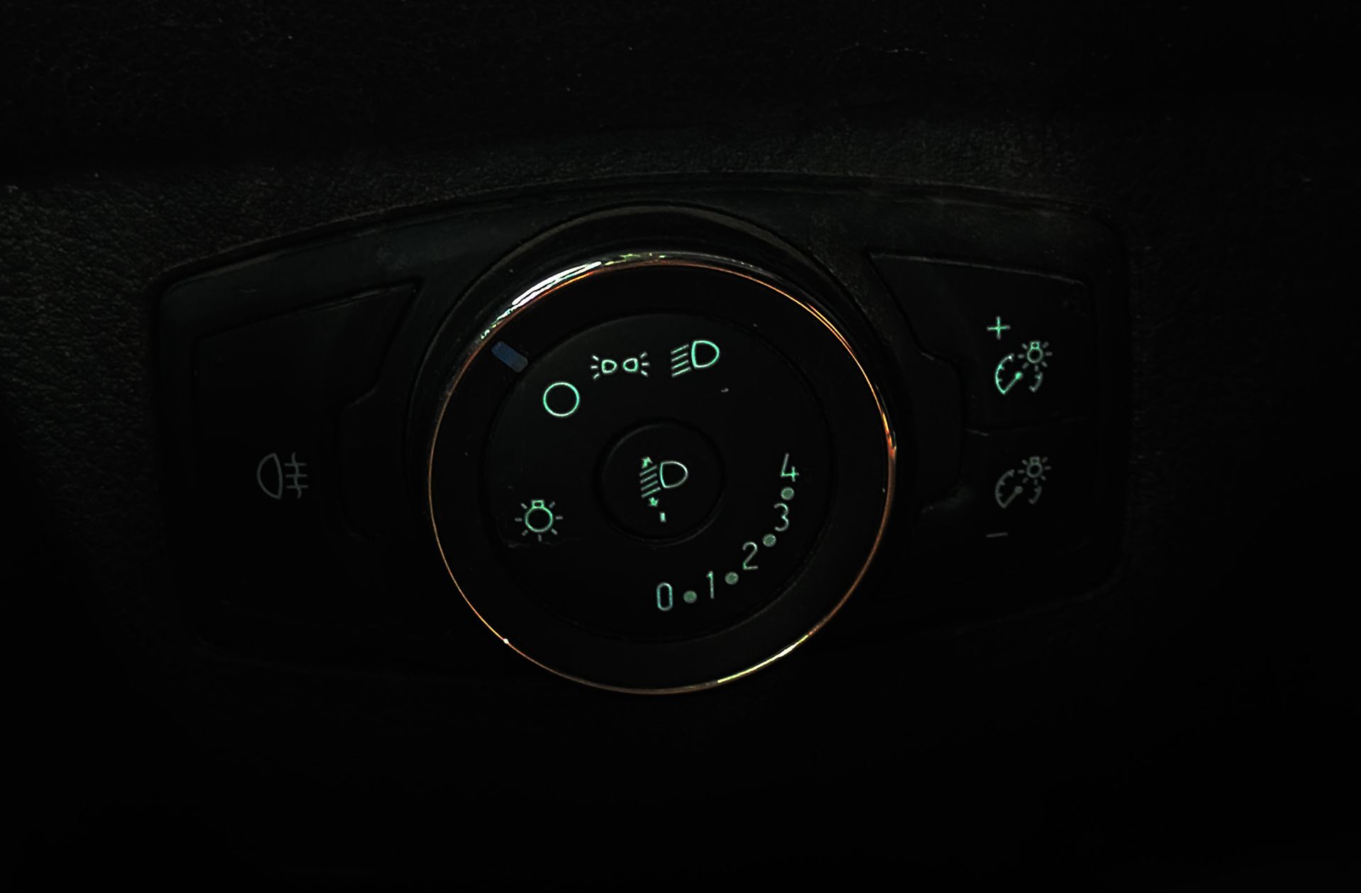 Ford Tourneo Courier 1.0 EcoBoost Ambiente - foto 19